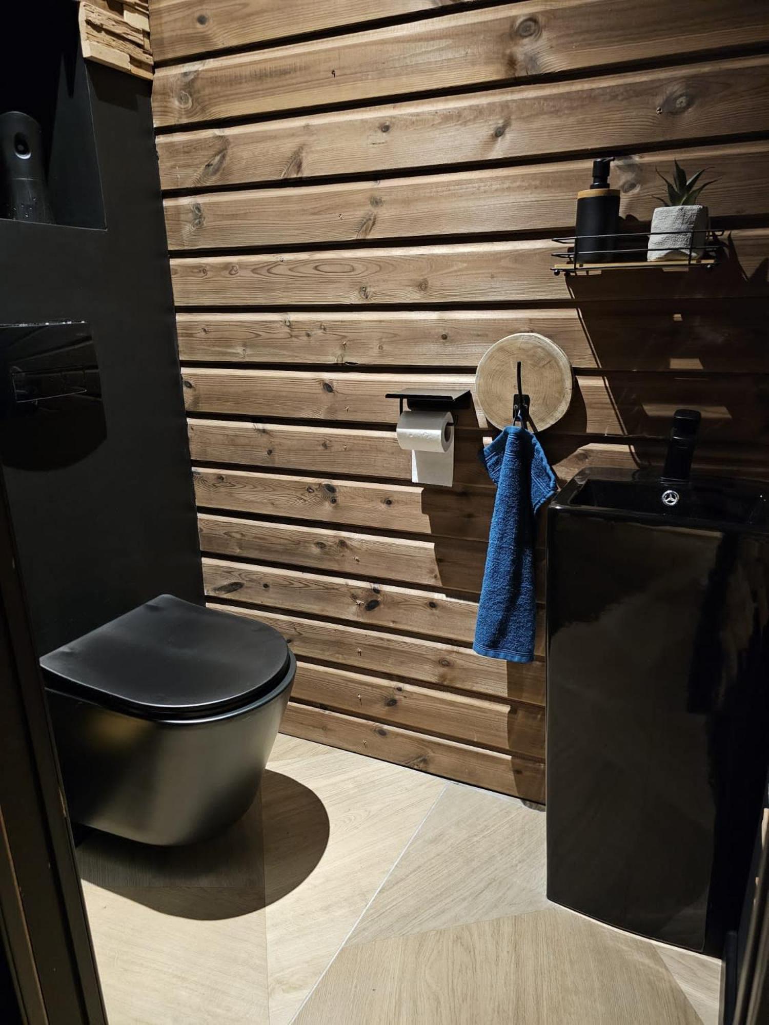 Le Chalet Loft Spa Calais Exterior foto